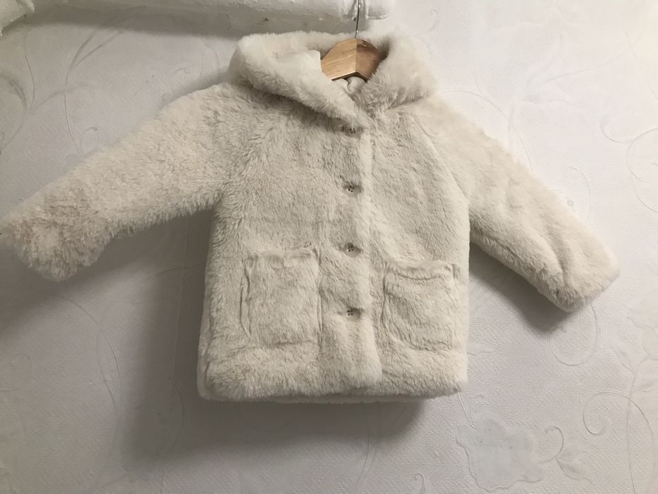 Детская шубка на 1-1,5 года демисезонная куртка