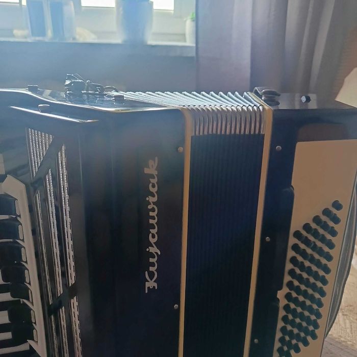 Sprzedam Akordeon KUJAWIAK
