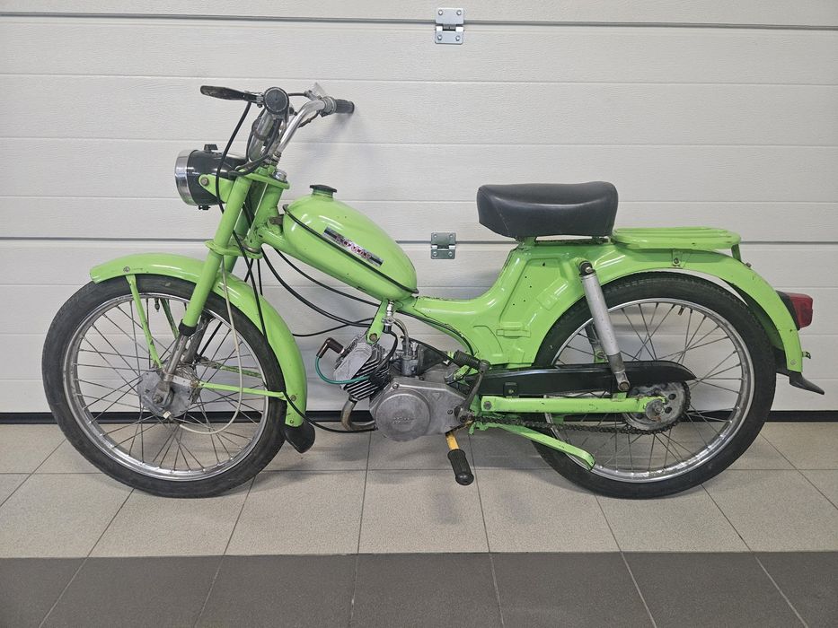 Komar 2352, super stan, oryginał.