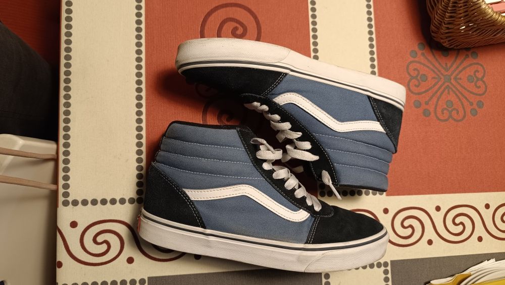 Tenis Vans praticamente novos