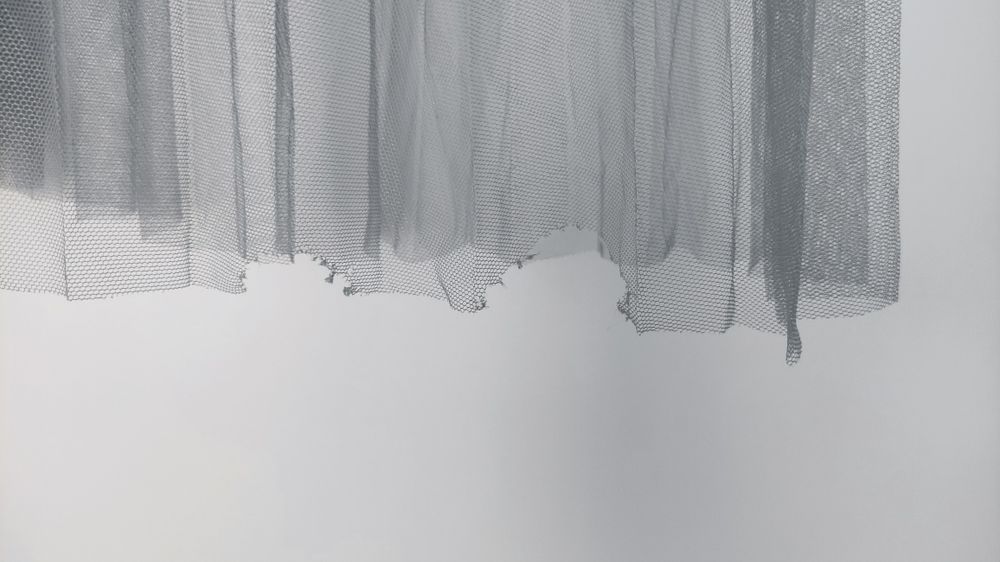 Spódnica dłuższa plisowana tiulowa srebrna szara r.S