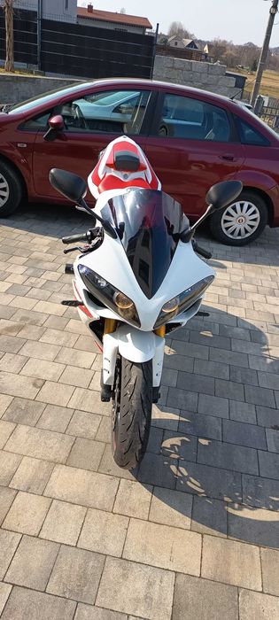 Yamaha r1 RN19 2007 r 1000