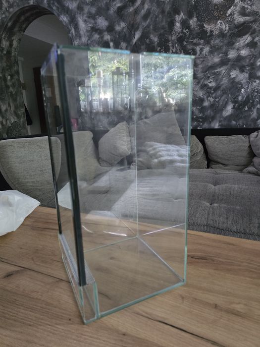 Terrarium 40 x 20 x 20 dla ptasznika , jaszczurki