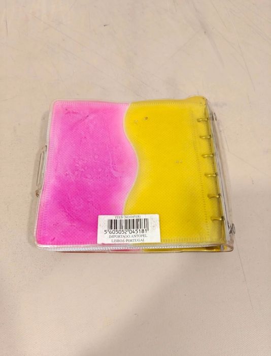 Estojo/ Porta CDs com argolas - capacidade para 24 CDs