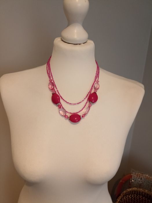 Korale różowe z przezroczystymi koralikami~