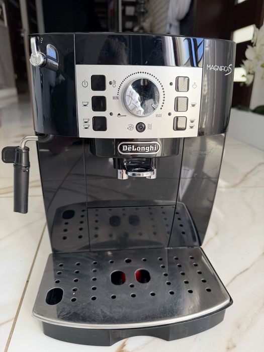 Ekspres DeLonghi Magnifica S