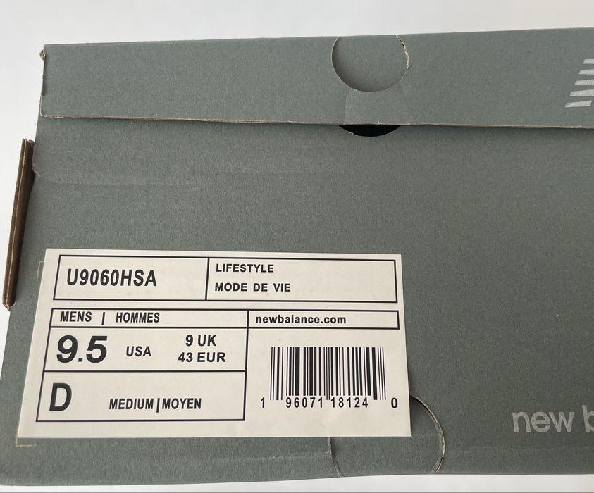 New Balance 9060 Light Grey 40-45 у наявності.