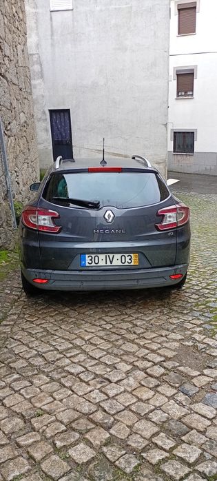 Vendo ou troca na Renault Madeira