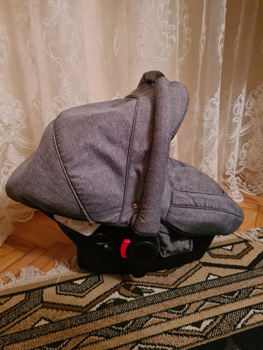 Автокрісло Adamex carlo