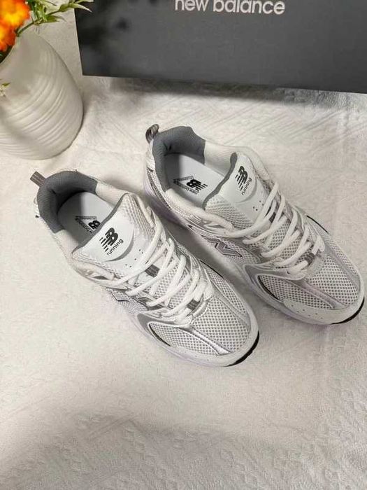 New Balance 530 White Silver Rozmiar 42