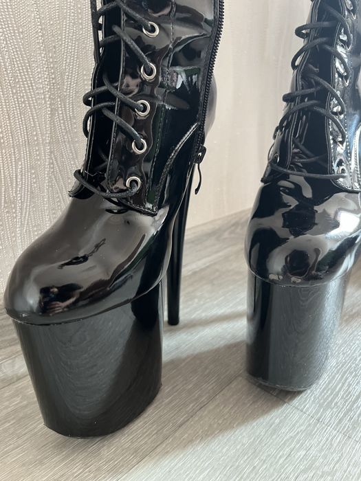 Лакові ботинки Стріпи 3-ка 39 розмір