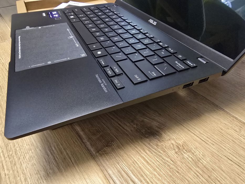 Asus Q423S 14" Oled FHD Ultra 5 226v/16Gb/512Gb/Arc 130v