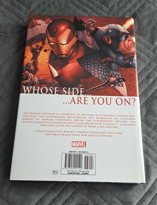 Cival War (Marvel 2016) Hardcover - Comic Book