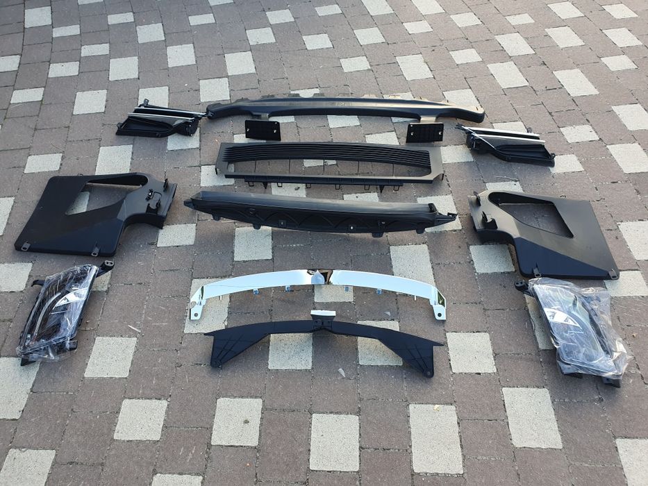 Tesla Model S люверса Тесла С