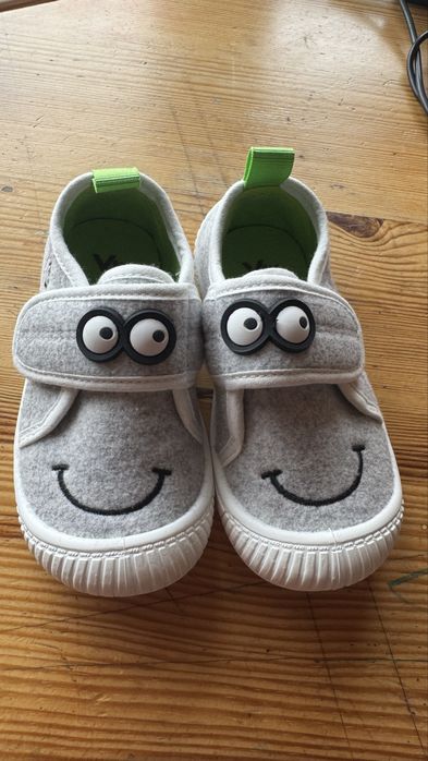 Дитяче взуття (нове)