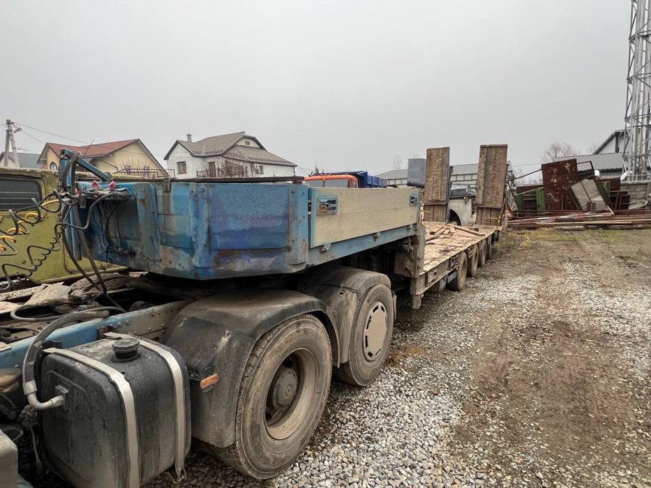 Трал 40 тон з головкою ман 6*4