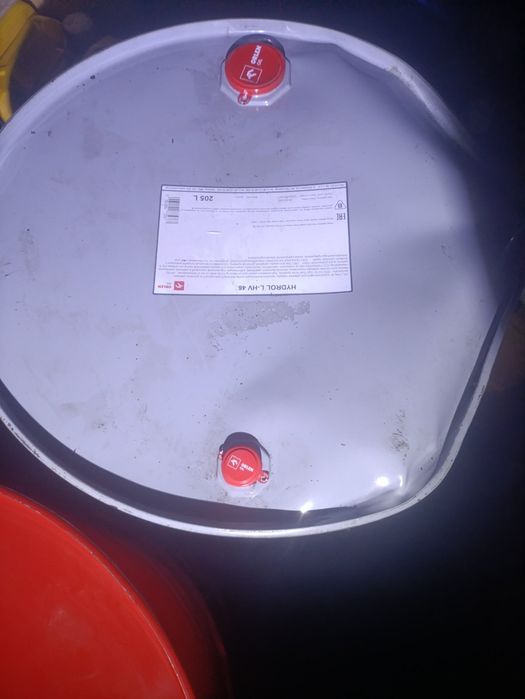 Продам гідравлічна олива ORLEN OIL  205 л