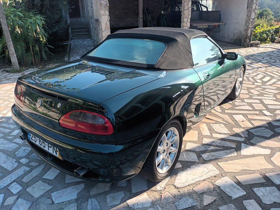 MG MGF 1.8