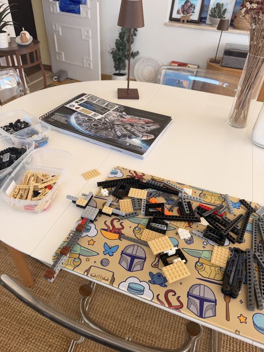 Lego star wars millennium falcon