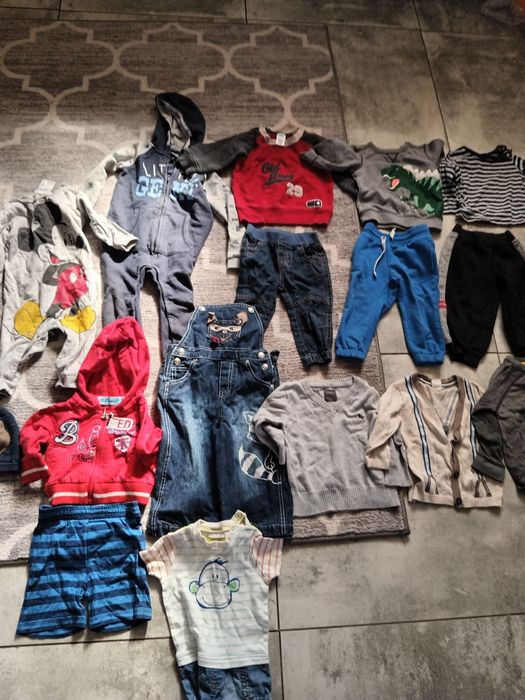 Zestaw rzeczy chłopięcych