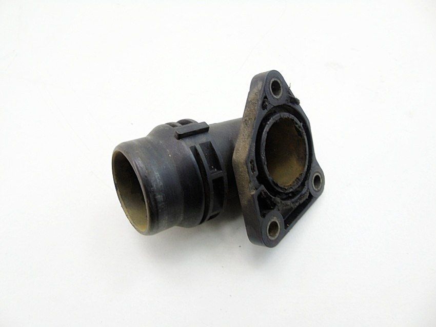 Króciec Wody 1.9 1.8 Bmw E36 E46 Z3 316 318 Ci I M43B19 1743329
