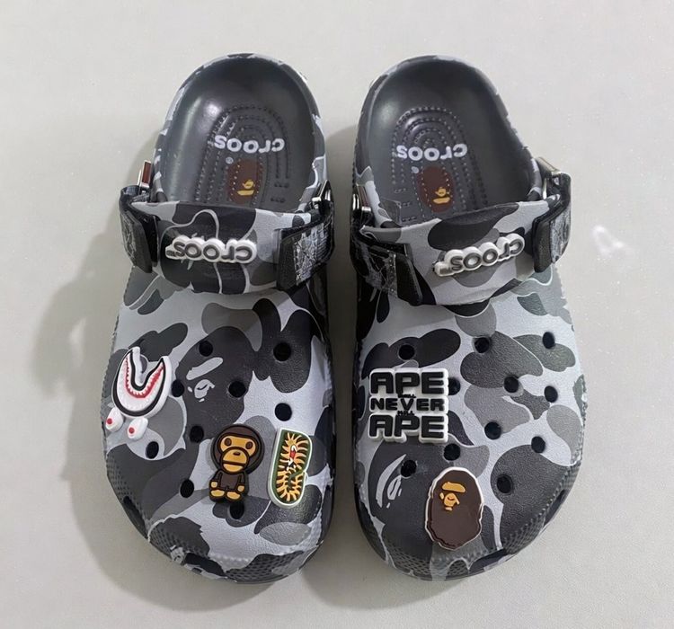 Сучасні крокси бейп bape