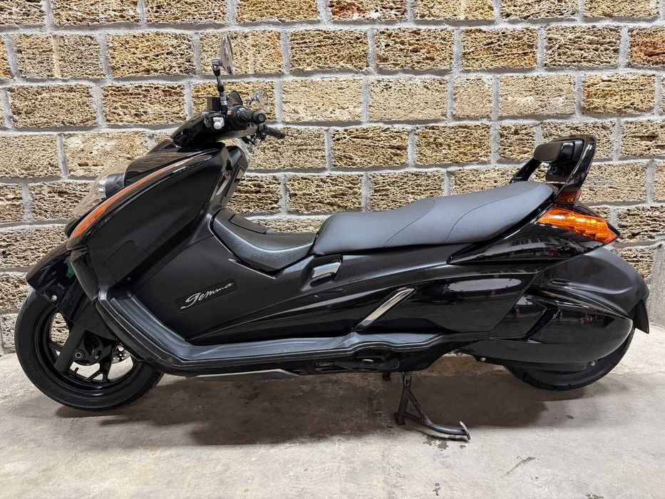 Suzuki Gemma 250