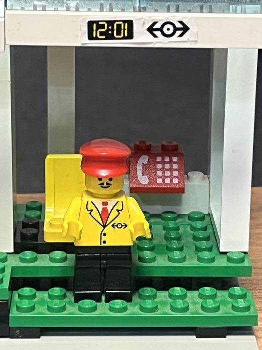 Lego system przejazd kolejowy 9v 4532