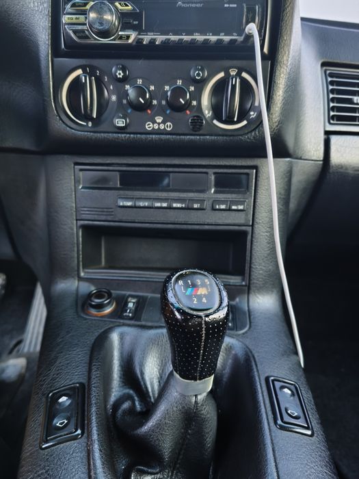 BMW e36 318is coupé GPL