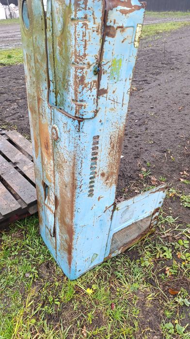 Мтз 80 на запчастини або під відновлення на 95% комплектний