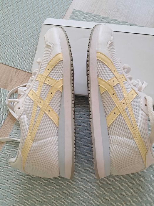 Buty damskie Asics rozm 37,5 białe