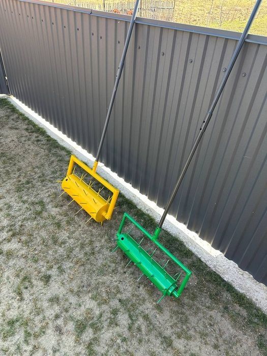 Аератор для газону