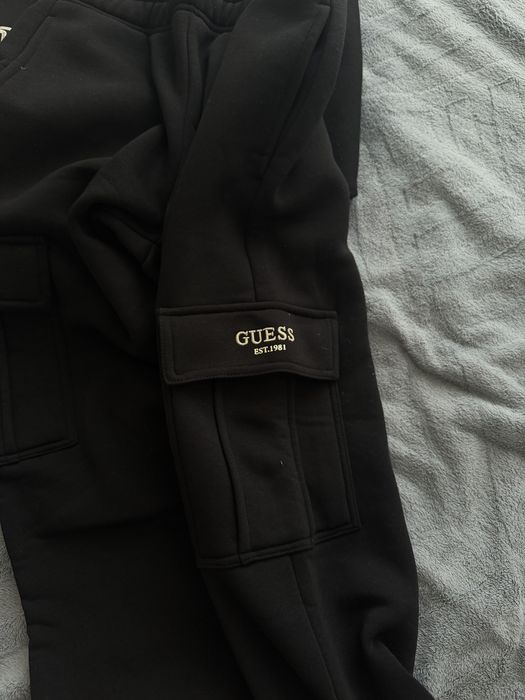 Новий костюм GUESS — оригінал