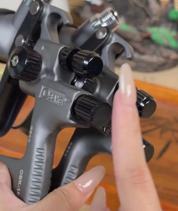 Профессиональный комплект краскопульты.