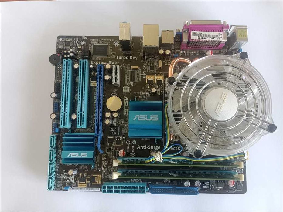 Asus P5G41T-M LX + Xeon E5460 + 8GB Ram
