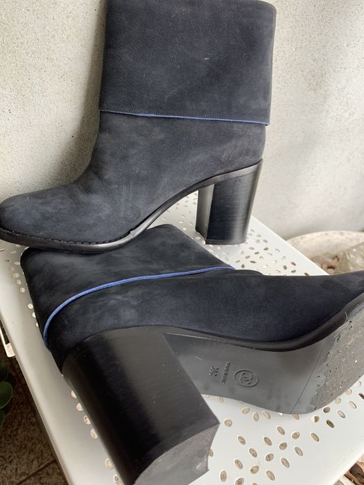 Botas CHANEL meio cano