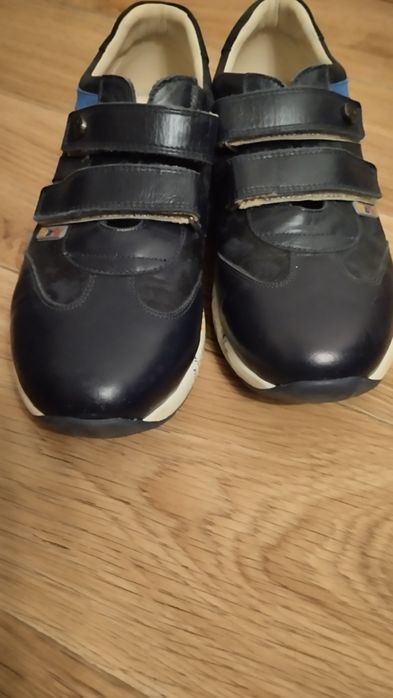 Продам туфлі 36р