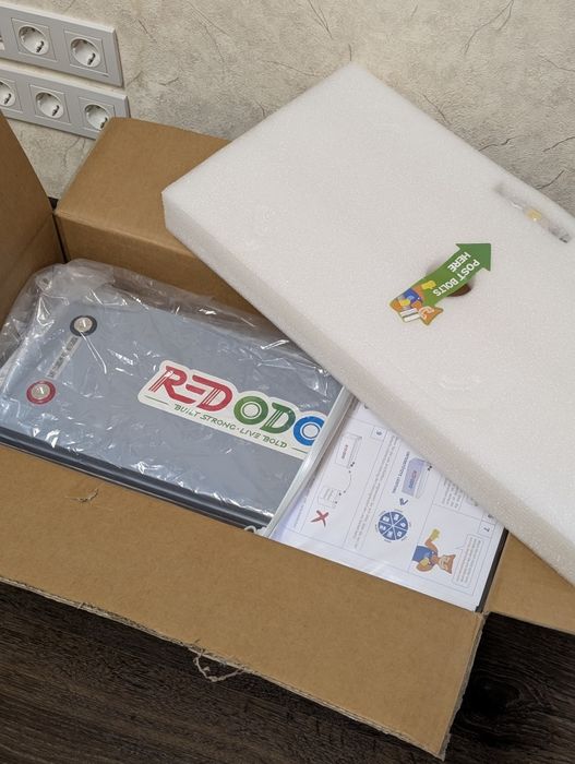 В наявності. Акумулятор Redodo 25.6V 100Ah 2560Wh 24 V

Якісний безпе