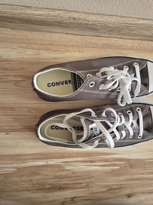 Szare trampki Converse