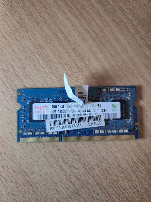Оперативна пам'ять Hynix 1GB DDR3 PC3-10600S для ноутбука