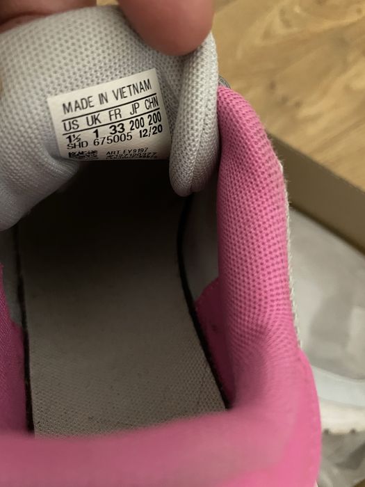 Buty sportowe Adidas roz 33 lekkie