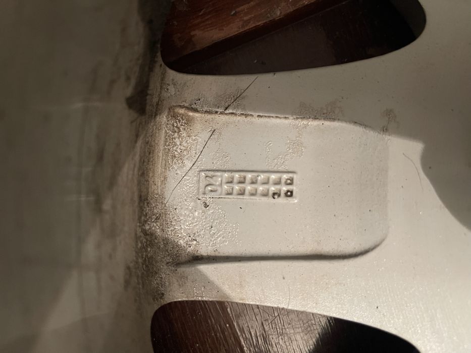 Продам диск б/у на BMW 7j/R18 .