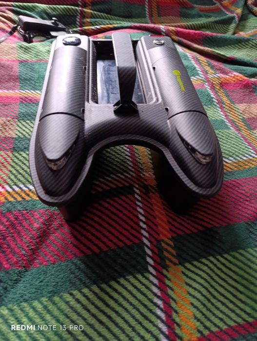 RidgeMonkey Hunter 750 Bait Boat Łódka zanętowa