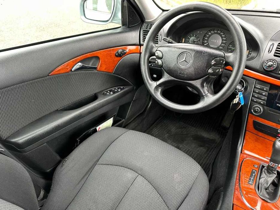 Катафалк Mercedes Benz W 211