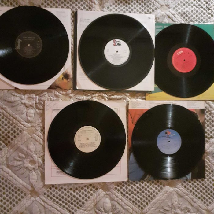 Vinil - Amália, Dany Silva, Salada De Frutas, Rui Veloso e outros
