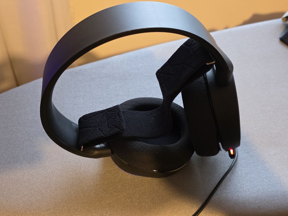 Headset STEELSERIES ARCTIS 5 - usado como novo