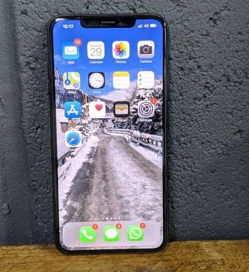iPhone XS Max como novo