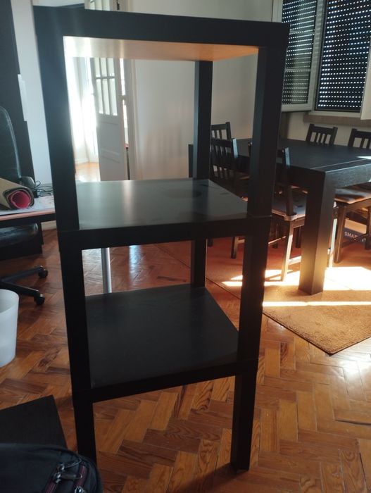 2 móveis de apoio pretos IKEA