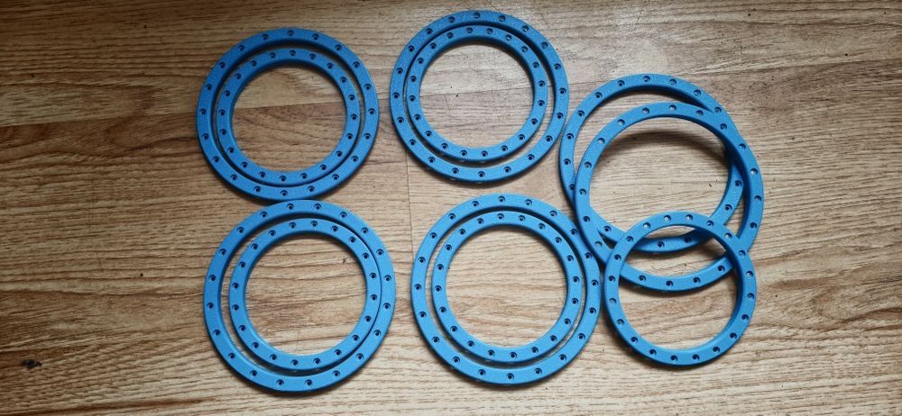 Traxxas xmaxx 8s plus mnóstwo części