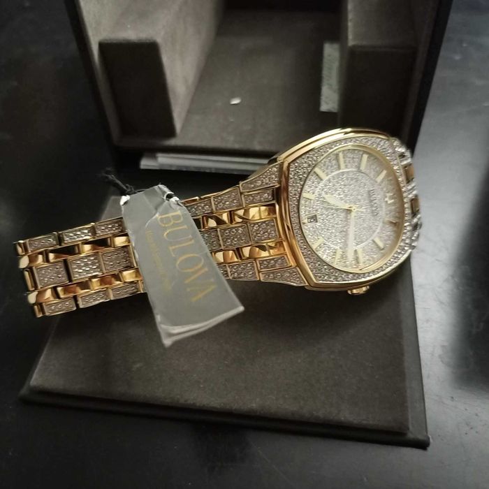 Zegarek Bulova Phantom Crystal